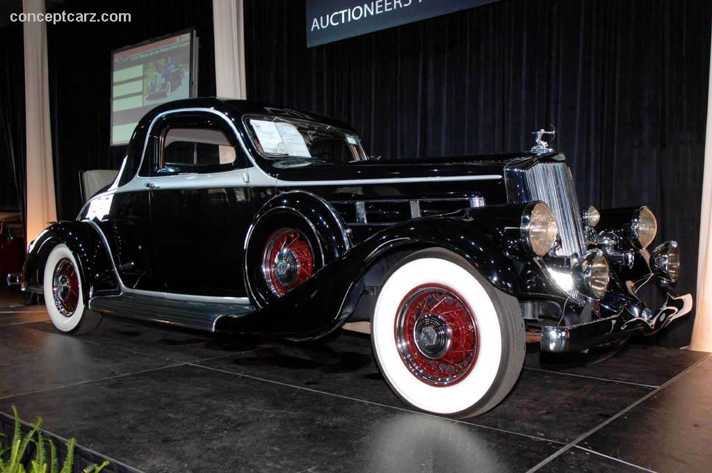 1935 Pierce-Arrow Model 840 background image